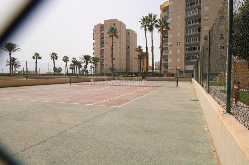 Foto 4a16c327-021f-48e6-b0e8-867386f472a2. Apartamento en calle del músico antón roch 3 vivir frente al mar exclusivo piso en primera línea de playa en urbanova con terraza, vistas espectaculares y urbanización de lujo en Alicante