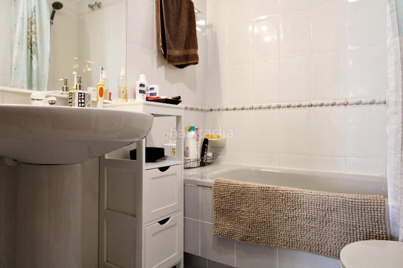 Foto 5c9015cd-d24a-427f-be3a-d85860cd6ffc. Apartamento en calle del músico antón roch 3 vivir frente al mar exclusivo piso en primera línea de playa en urbanova con terraza, vistas espectaculares y urbanización de lujo en Alicante