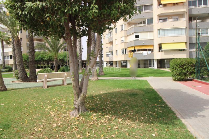 Foto b834c8e7-3c14-420c-ad3e-9e70cd28a4d5. Apartamento en calle del músico antón roch 3 vivir frente al mar exclusivo piso en primera línea de playa en urbanova con terraza, vistas espectaculares y urbanización de lujo en Alicante