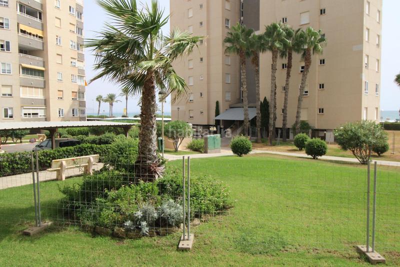 Foto dabce9ec-cdfa-4860-b4ea-350abda5c197. Apartamento en calle del músico antón roch 3 vivir frente al mar exclusivo piso en primera línea de playa en urbanova con terraza, vistas espectaculares y urbanización de lujo en Alicante