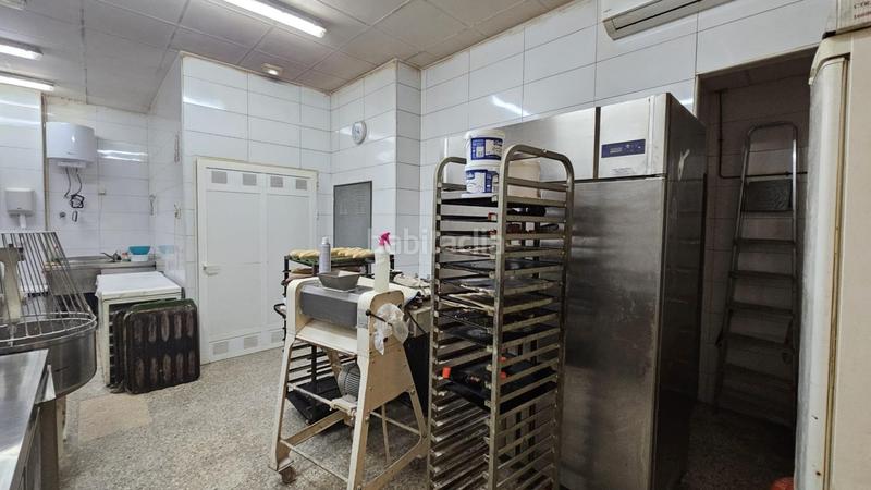 Foto 20d7b43a-b6b1-41fe-9ad7-ce49286917f6. Pas-de-porte local commercial dans cruz del sur 7 dans Alicante