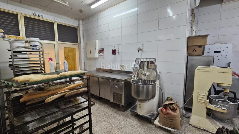 Foto 746c0f0f-0722-4ec4-8371-e4e0a2d27a84. Pas-de-porte local commercial dans cruz del sur 7 dans Alicante