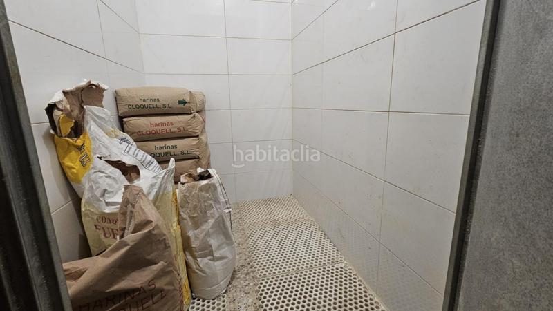 Foto d4546133-62c2-4be7-940e-44596e115357. Trapasso locale commerciale in cruz del sur 7 in Florida Alta Alicante