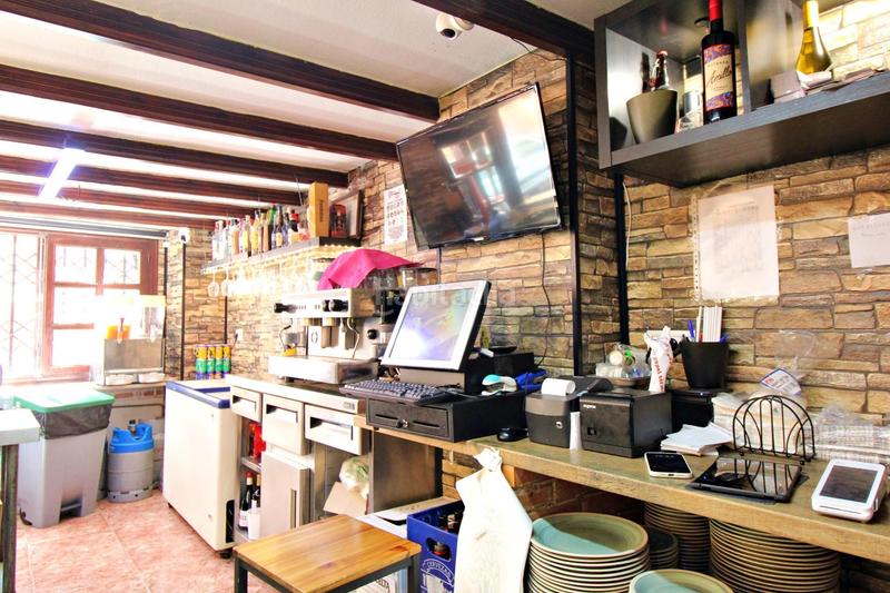 Foto d28c21ad-60fb-454c-a495-e30223e29c93. Traspàs local comercial a calle de san lorenzo 15 a Alicante