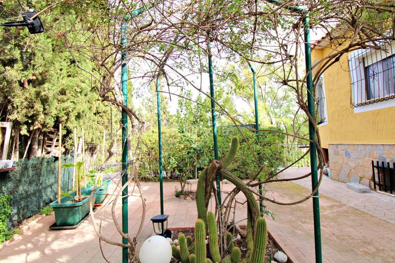 Foto 0b3ed300-f536-4388-8b07-0a003dae55d8. Chalet in boqueres polig m 38 in Villamontes-Boqueres Sant Vicent del Raspeig