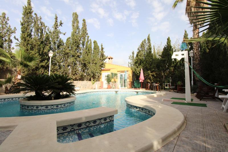 Foto d586cbb4-be87-4503-aa7d-403b17189135. Chalet in boqueres polig m 38 in Villamontes-Boqueres Sant Vicent del Raspeig