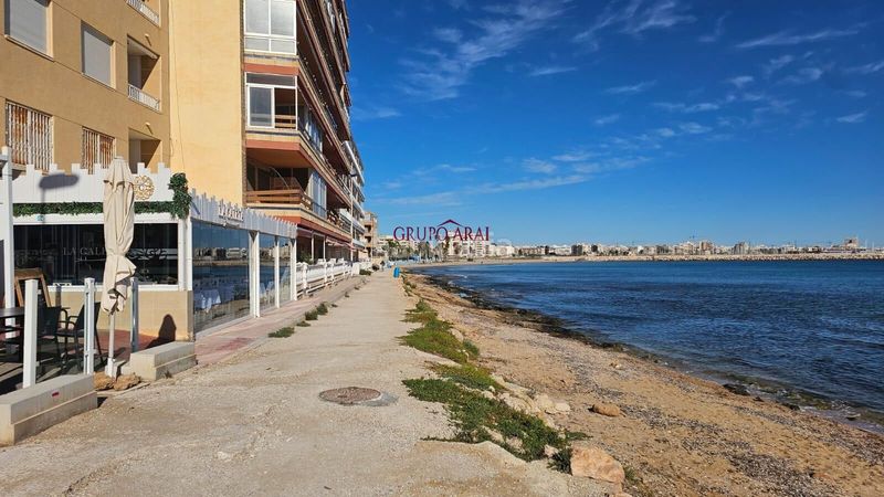 Foto fe46be68-52e2-4960-b477-36786136e522. Planta baixa amb aparcament a Playa de los Náufragos Torrevieja
