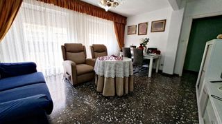 Flat  Calle nueve de octubre. Tu nuevo hogar en el corazón de aspe espacio, luz y un gran balc