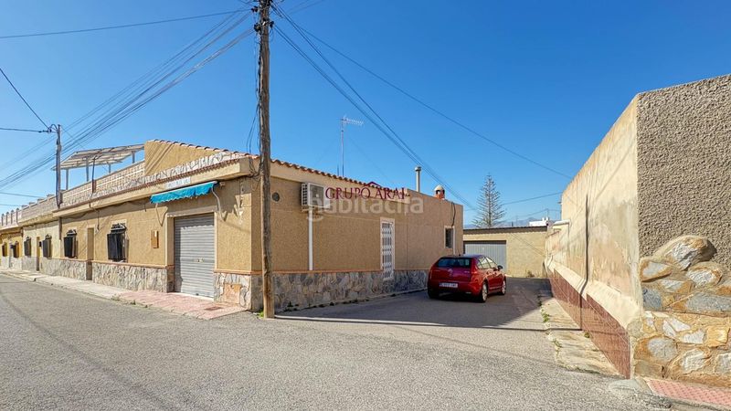 Foto a2f48caf-e7bd-4ee0-a5a0-b4053907b1be. Casa amb aparcament a Rebolledo Alicante