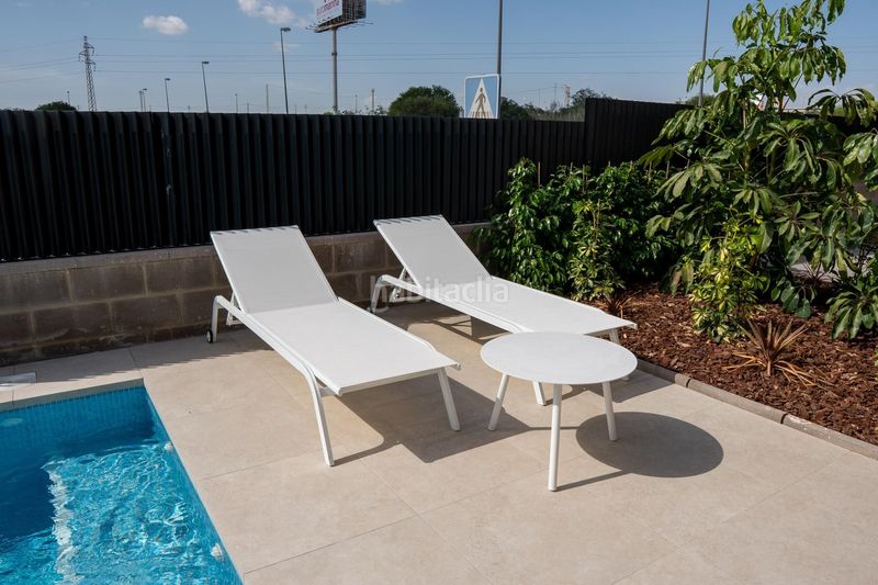 Foto a70035bd-888f-4964-b3a5-4382bc8ec5a6. Xalet amb piscina a Rojales