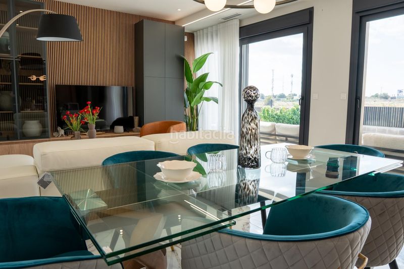 Foto aac3cc26-28e8-4627-8195-df41f5867242. Xalet amb piscina a Rojales