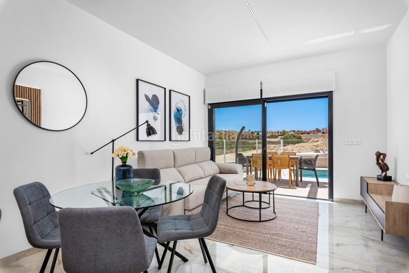 Foto 263cd06a-ba08-4eb1-b2a4-e85f302a09f8. Xalet amb piscina a Algorfa