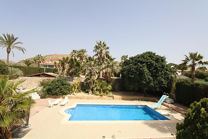 Foto 3b0ef742-485a-4942-8dd8-b62ad7c68713. Xalet amb aparcament a Valle del Sol Mutxamel