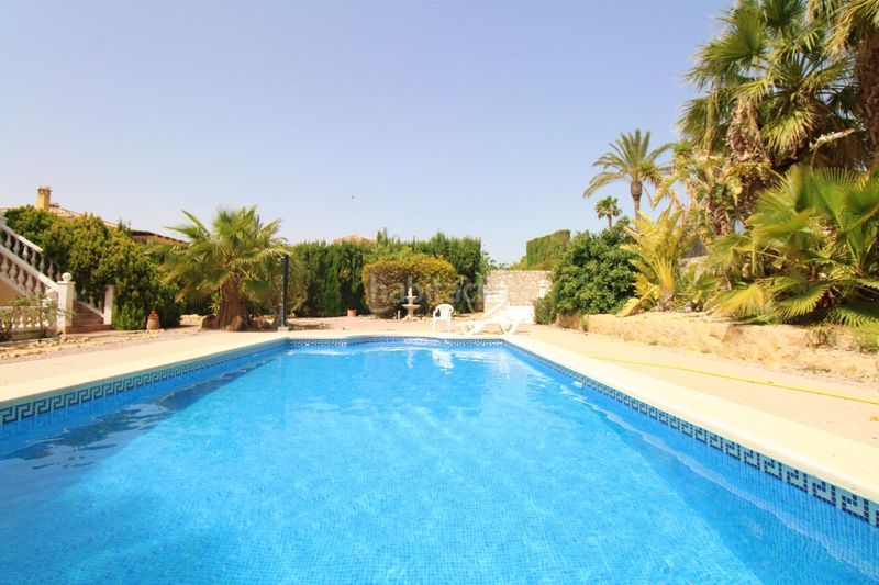 Foto 7255c363-7290-4903-bbc6-3c7c0740a1ac. Xalet amb aparcament a Valle del Sol Mutxamel