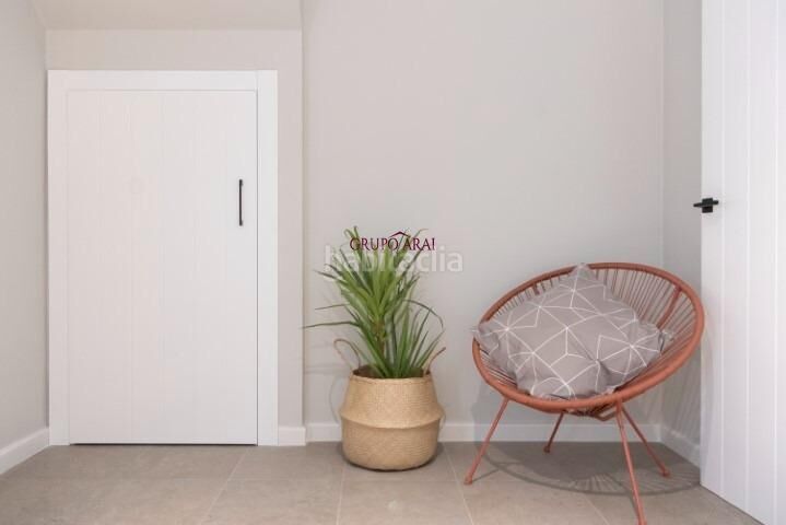 Foto d048cb59-31b0-4e1c-9152-e4b859bd4673. Casa adossada a Pinoso