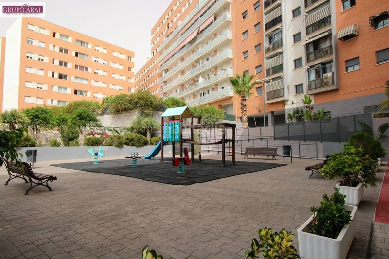 Foto 4663cf06-78d3-4db1-81ef-b1ab06e07a05. Àtic amb calefacció aparcament piscina a Benisaudet Alicante