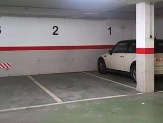 Lloguer Aparcament cotxe a El Mercat. Plaza de garaje calle carda 1