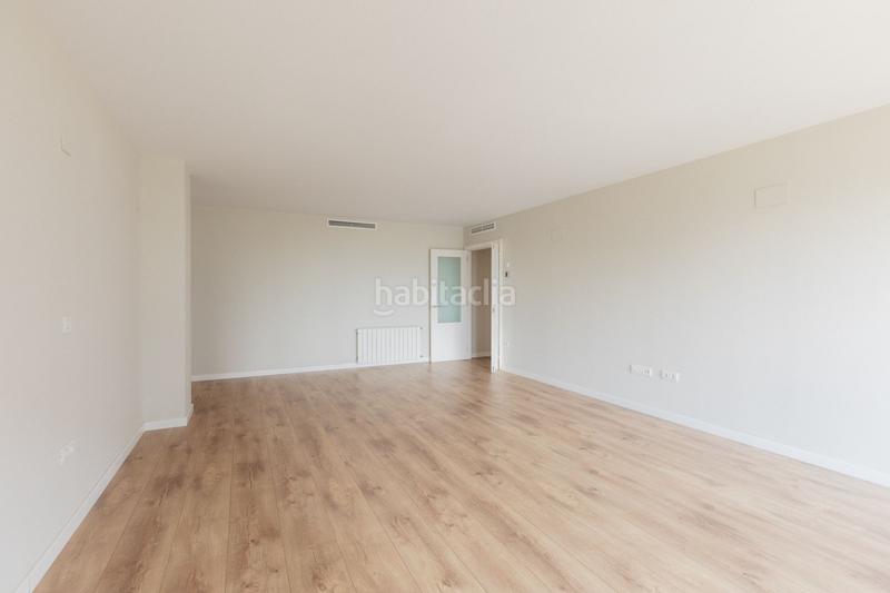 Foto 2016e2a8-7c74-44a7-b95f-6f0f171a5d03. Appartamento con riscaldamento parcheggio piscina in Valencia