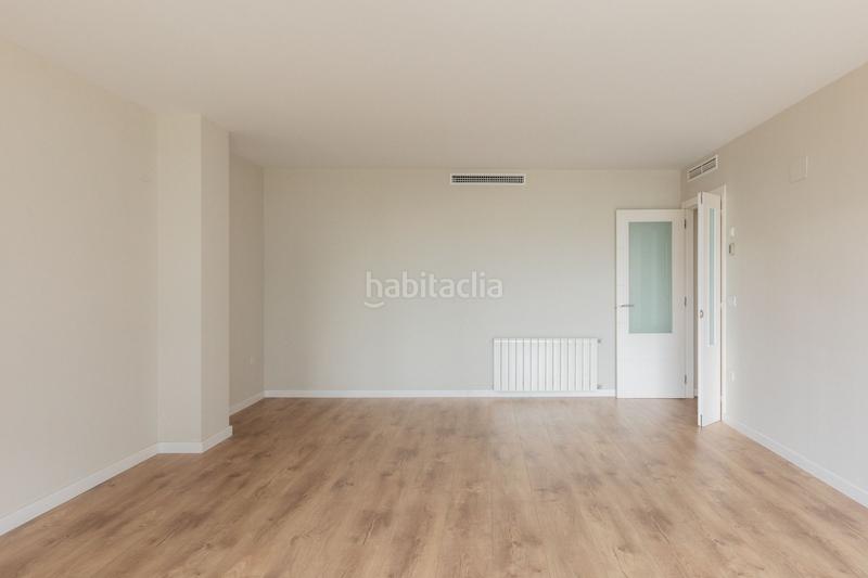Foto 4c348988-77b9-4c4e-97a8-2149ea409a91. Appartamento con riscaldamento parcheggio piscina in Valencia