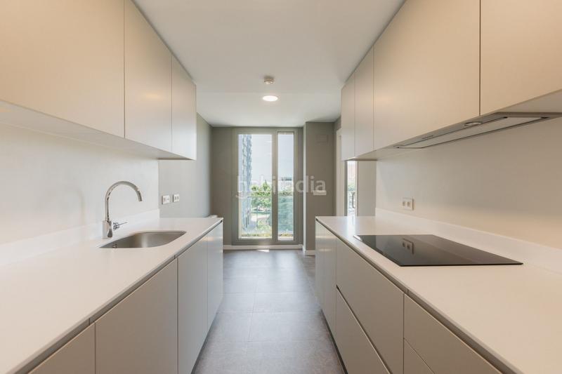 Foto e53514fb-e70f-4dd7-8685-347efbe2c27e. Appartamento con riscaldamento parcheggio piscina in Valencia