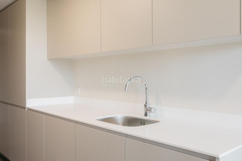 Foto eaa28a32-bce2-48ab-bb64-988b2549d837. Appartamento con riscaldamento parcheggio piscina in Valencia