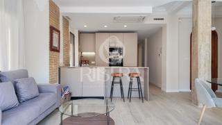 Location Appartement  San esteban. Vivienda reformada a estrenar en plaza de san esteban valencia