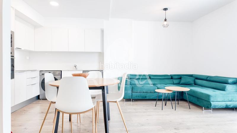 Foto a053e299-2b33-477e-8a10-6adbb1d55edc. Rent flat with heating pool in Malilla Valencia
