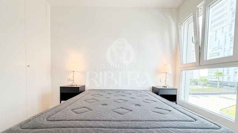 Foto e0aaab49-24d9-4f78-a9ff-9c03a3b5ef62. Rent flat with heating pool in Malilla Valencia