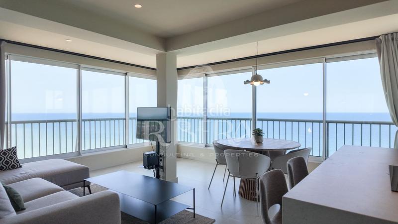 Foto 4c52bc22-fe4b-41d5-9fee-609fe4817f57. Alquiler piso exclusiva vivienda reformada en primera línea de playa en Sueca