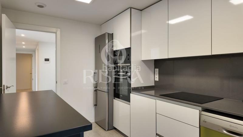 Foto b2faa7f4-a868-4a9b-ba22-5d3edf3b623e. Miete etagenwohnung mit heizung pool in Malilla Valencia