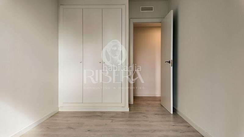 Foto ffad02ae-a721-4bf4-9184-e5aa104af4da. Rent flat with heating pool in Malilla Valencia