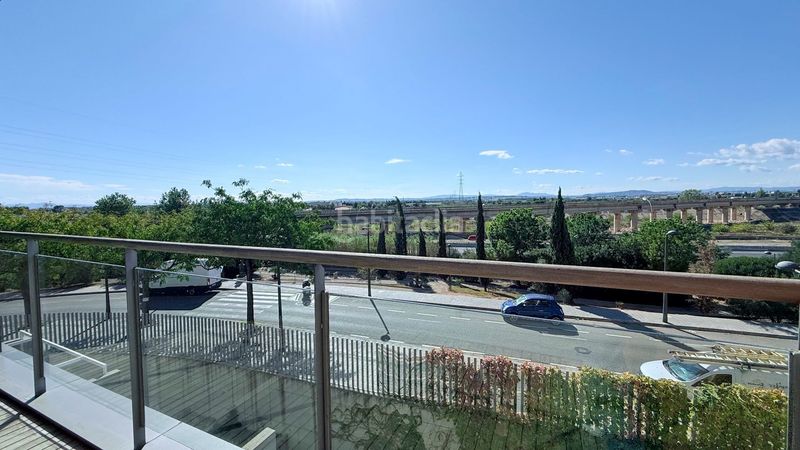 Foto ffd84106-4682-4ec1-a5ab-8dfbddb4ddcc. Lloguer dúplex amb calefacció piscina a Barrio de la Luz Xirivella