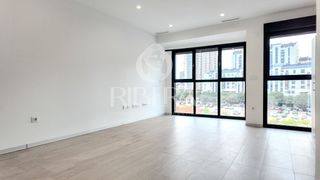 Rent Flat  Cortes valencianas. Piso en alquiler en sant pau