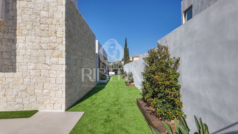 Foto 8f1017a2-3850-4904-a59d-4270a38eb448. Casa amb calefacció aparcament piscina a El Carme-Sant Agustí-Bonavista Eliana (l´)