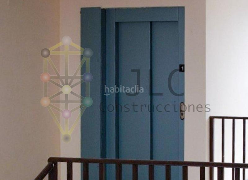 Foto bb852f3e-9d6d-4033-98be-88a37f731762. Location local commercial dans Casar (El)