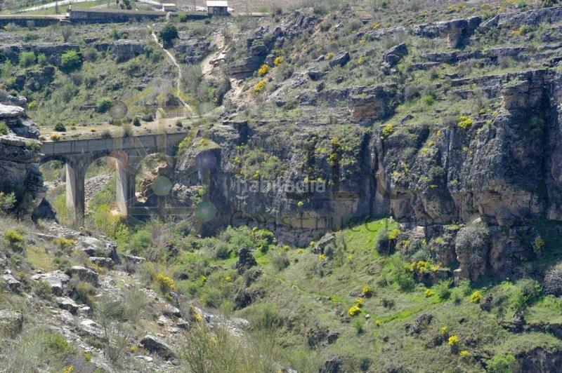 Foto d40b578f-eb97-404d-acec-2973ff198f9c. Residential plot in Uceda