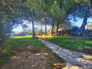 Chalet en Serracines. Oportunidad nica en serracines!
