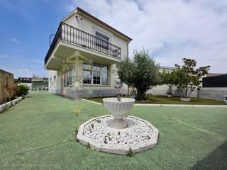 Chalet en Calle de viagrande 50