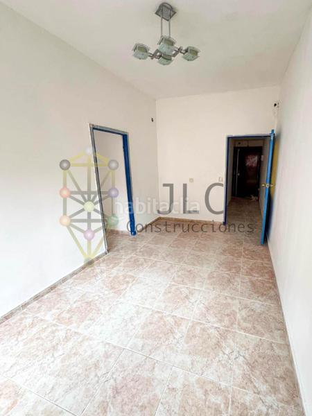 Foto e7e8509d-a9a3-484f-b8f1-242f72cc7713. Pis a Algete centro Algete