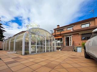 Chalet in Fuente el Saz de Jarama