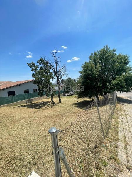 Foto f53877a6-2ba9-40b8-a9d5-142b5313abaa. Wohngrundstück in Miraflores de la Sierra