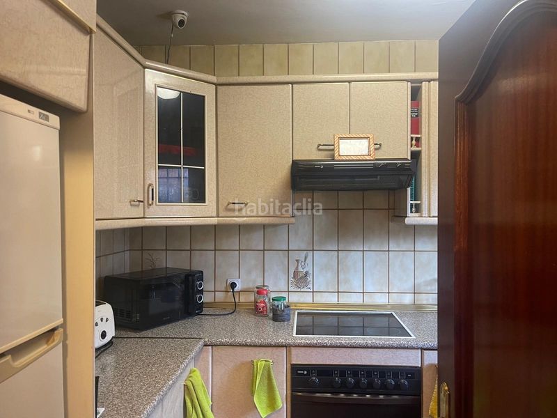 Foto f64e3b93-3051-41ec-a6a1-25109872212d. Casa aparellada a Montecarmelo Madrid