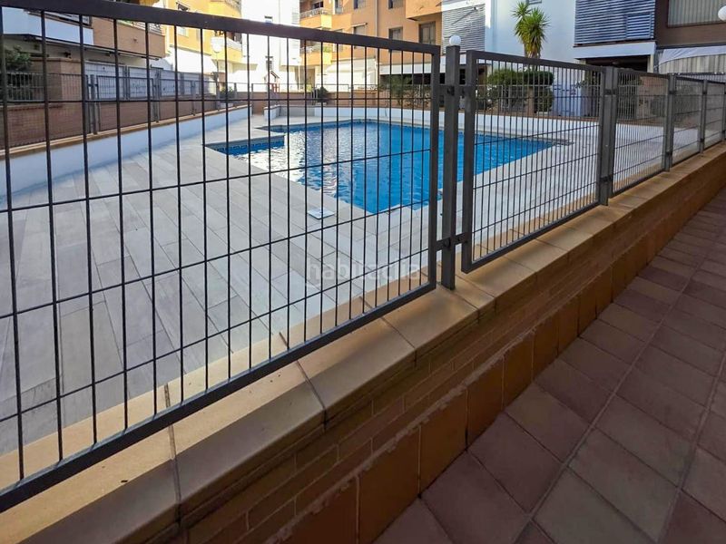 Foto 836f20ce-e0d8-47eb-9235-ccab1df00335. Pis amb aparcament piscina a Puerta Bonita Madrid