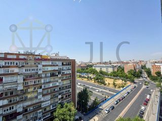 Flat in Concepción. Exclusividad, amplitud y vistas privilegiadas en avenida donosti
