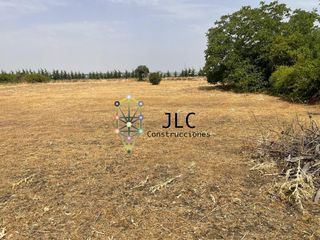 Terreny residencial a Casar (El). Parcela de 1.202 m2 en valdelosllanos construye la casa que siem