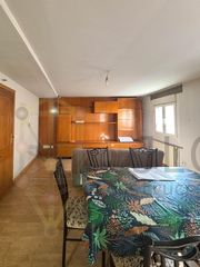 Appartement  Palomar. Bajo muy luminoso con garaje, trastero y zonas comunes por 169.0