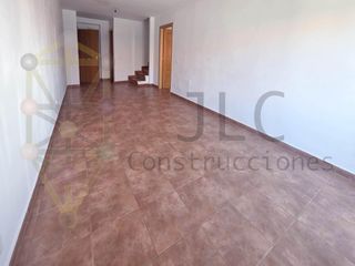 Duplex à Casar (El). Dúplex amplio y luminoso en el centro de el casar
