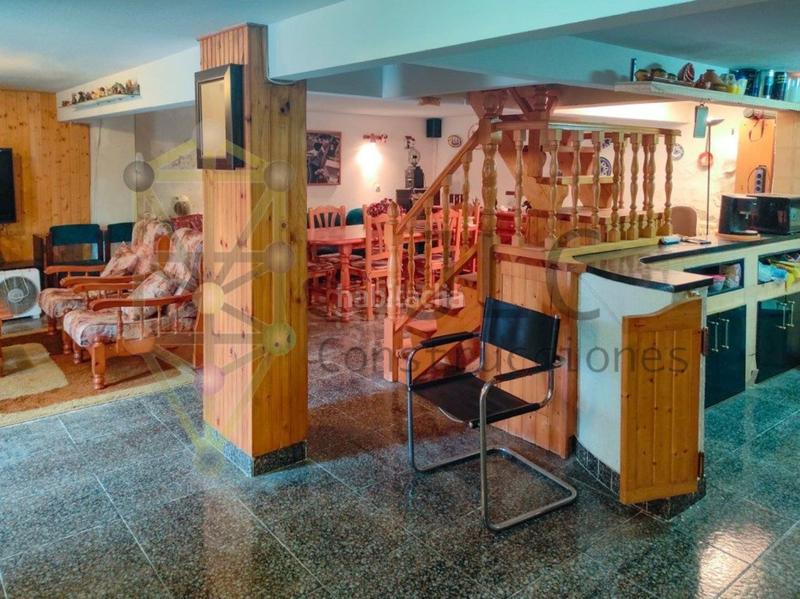 Foto 2703c97b-2a63-4f85-87a6-2b2247004283. Xalet amb piscina a Casar (El)