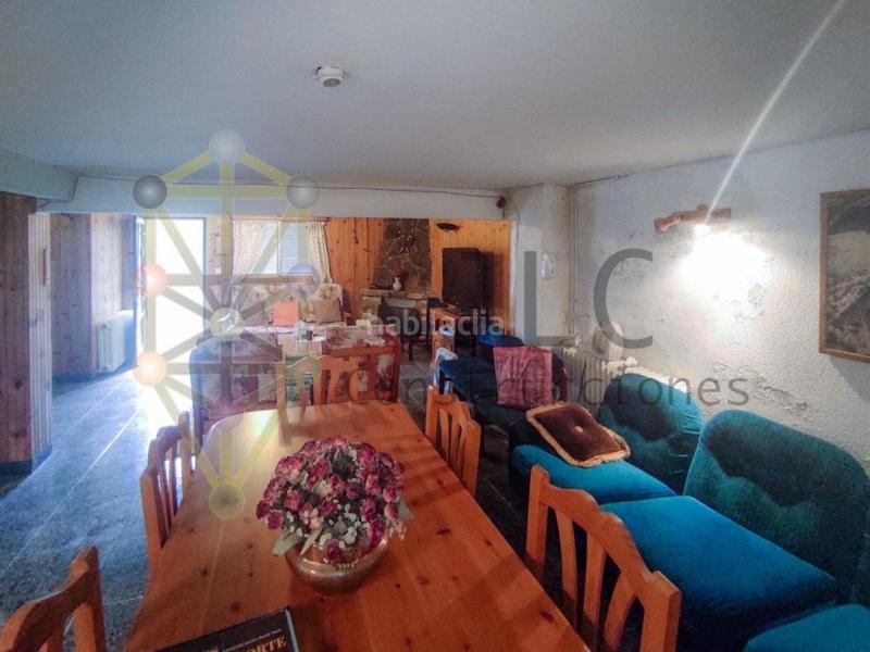 Foto 53d22e54-dd51-4c88-a08e-87c8bce0a354. Xalet amb piscina a Casar (El)