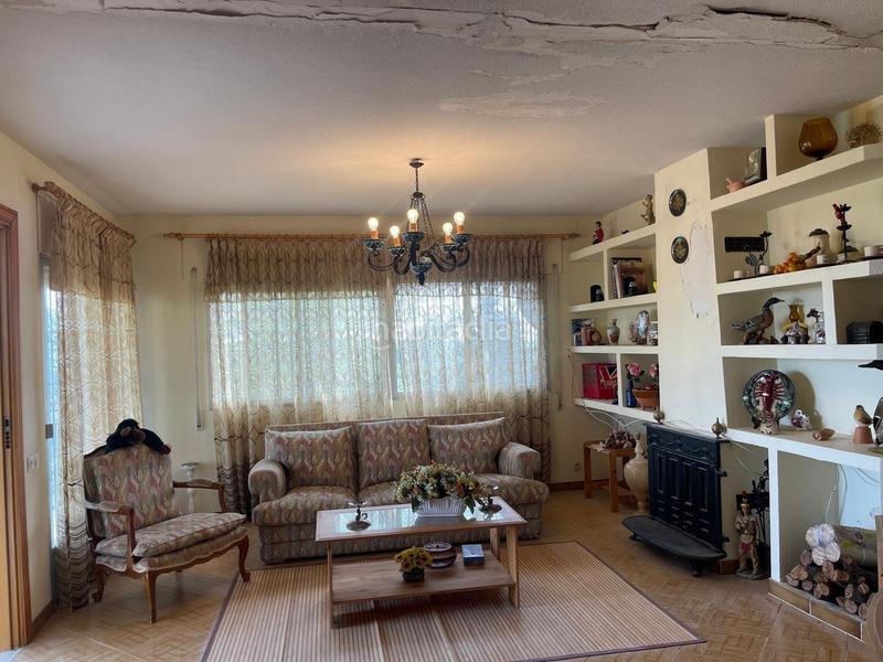 Foto 55c874e5-22c7-4a0b-b07c-f53f52b56ee8. Xalet amb piscina a Casar (El)